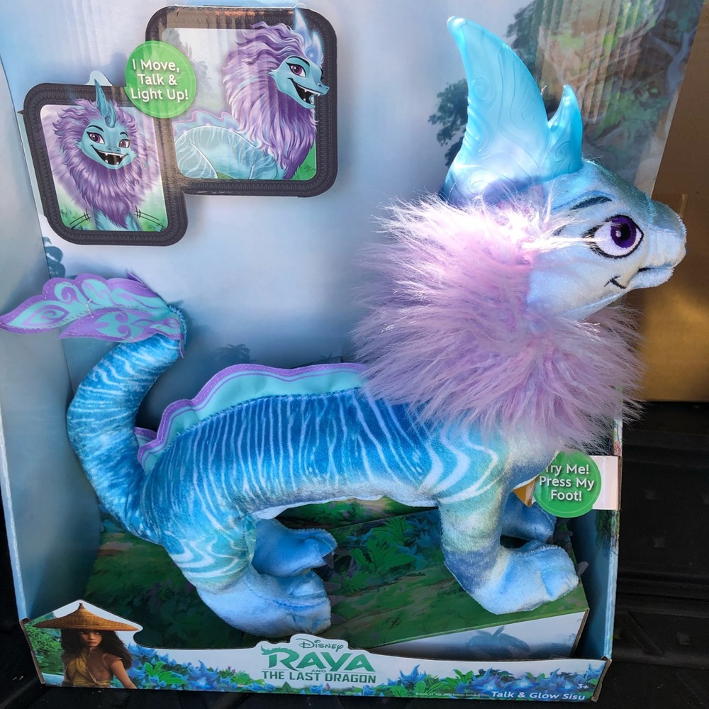 Raya and the Last Dragon moving, talking, light up toy